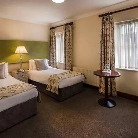 Breffni Arms 3* Arvagh