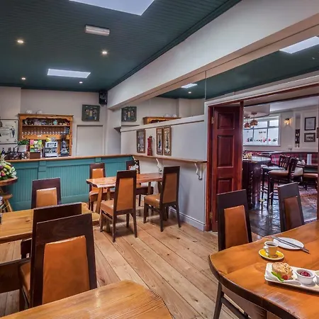 Breffni Arms 3* Arvagh