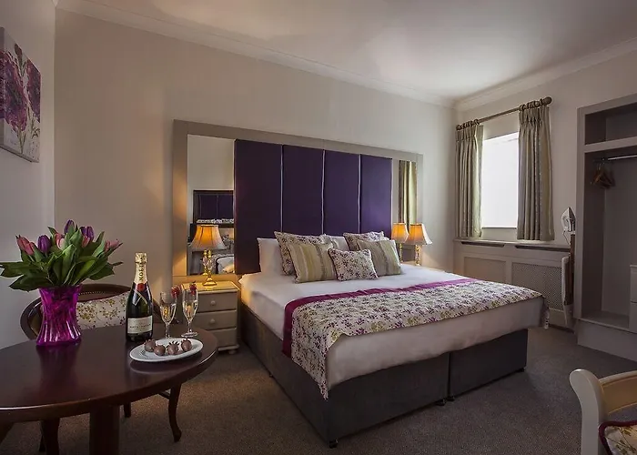 Отель Breffni Arms 3*