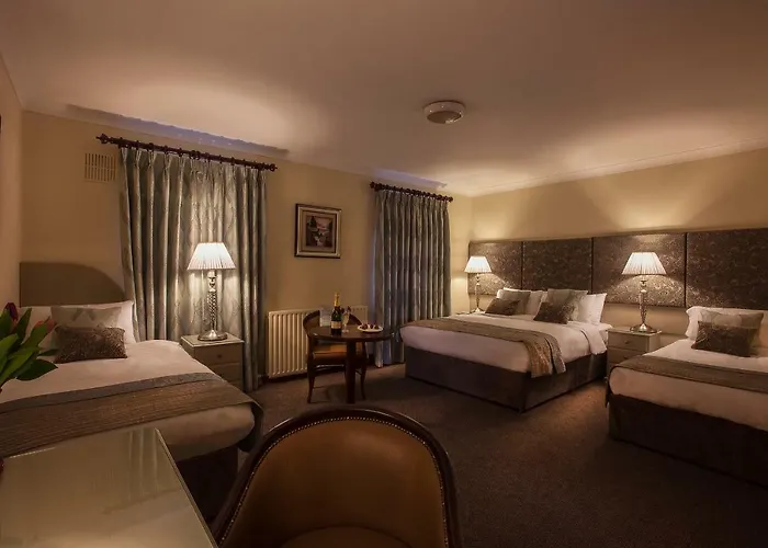 Breffni Arms 3*