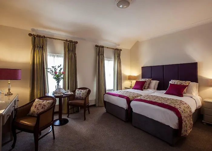 Breffni Arms Отель Arvagh