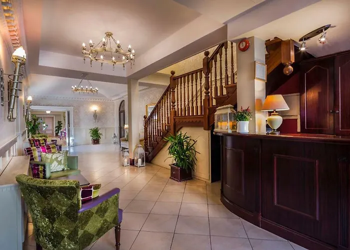 Breffni Arms 3* Arvagh