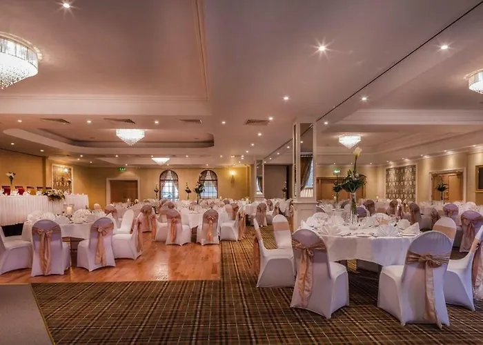 Breffni Arms Отель Arvagh